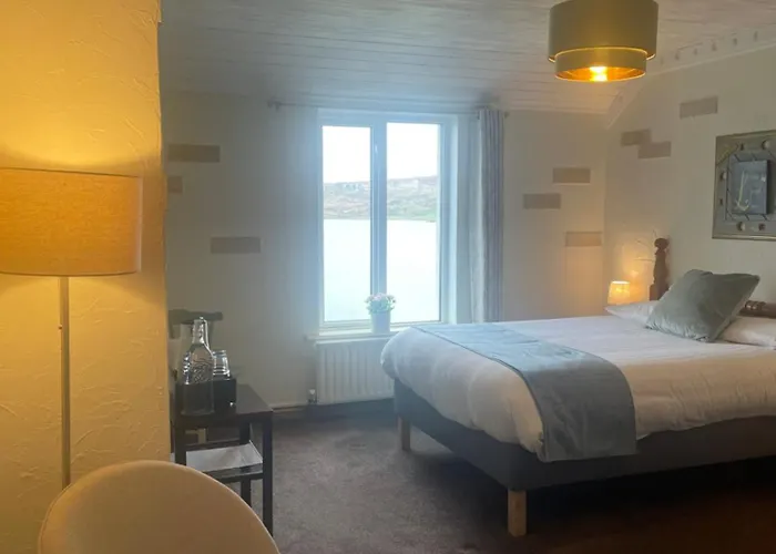 Waterfront Rest Bed & Breakfast